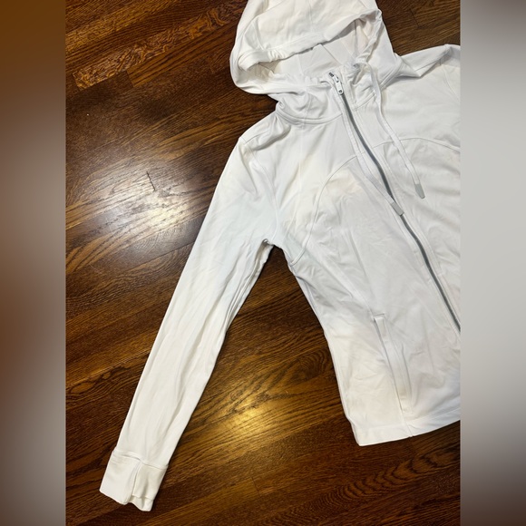 Lululemon jacket - Picture 3 of 6